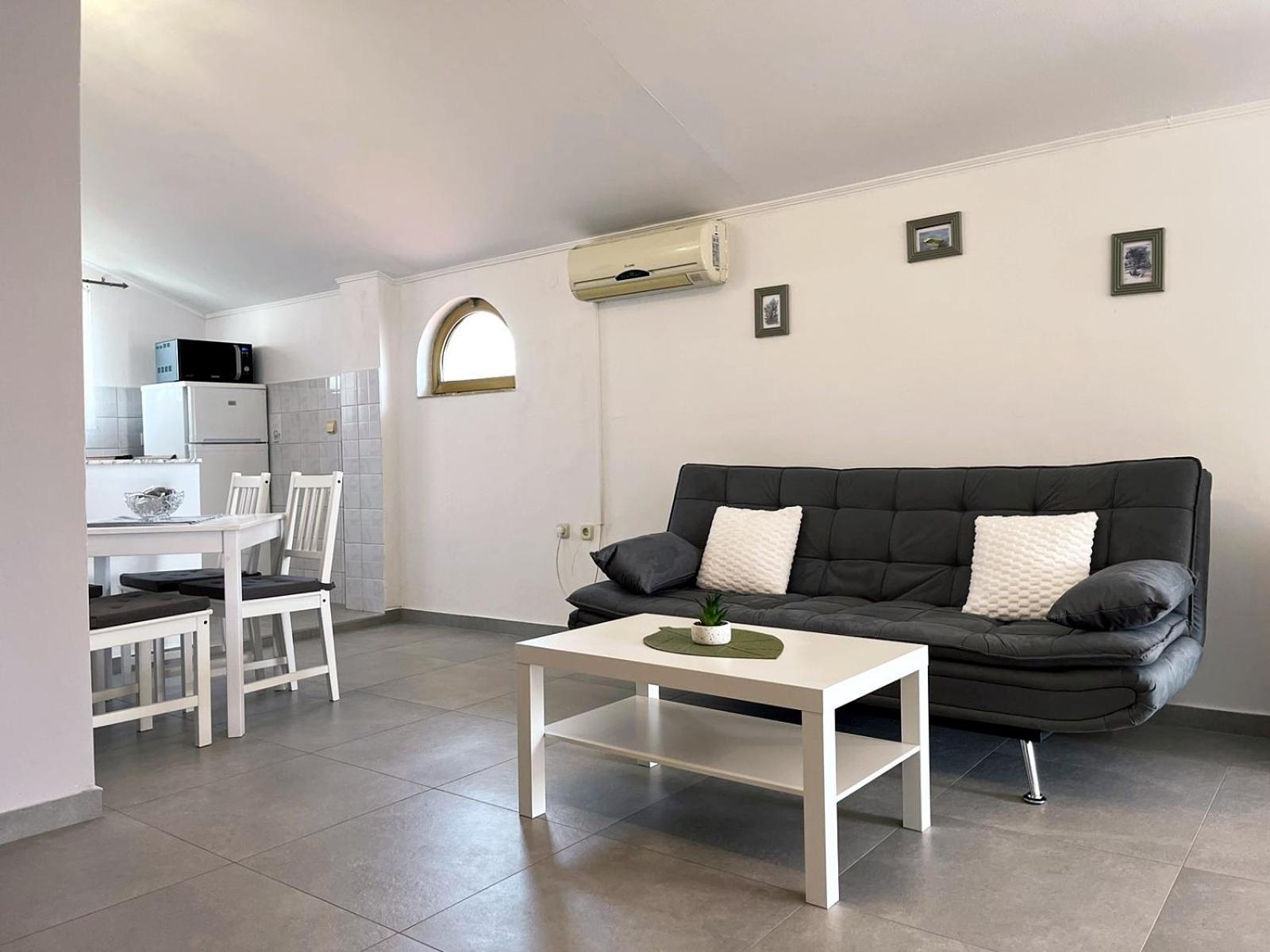 Lero Apartamento Banjol Exterior foto
