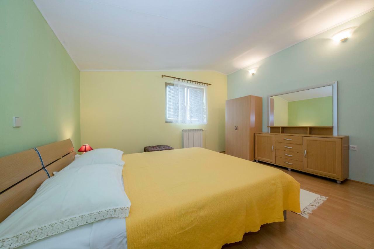Lero Apartamento Banjol Exterior foto