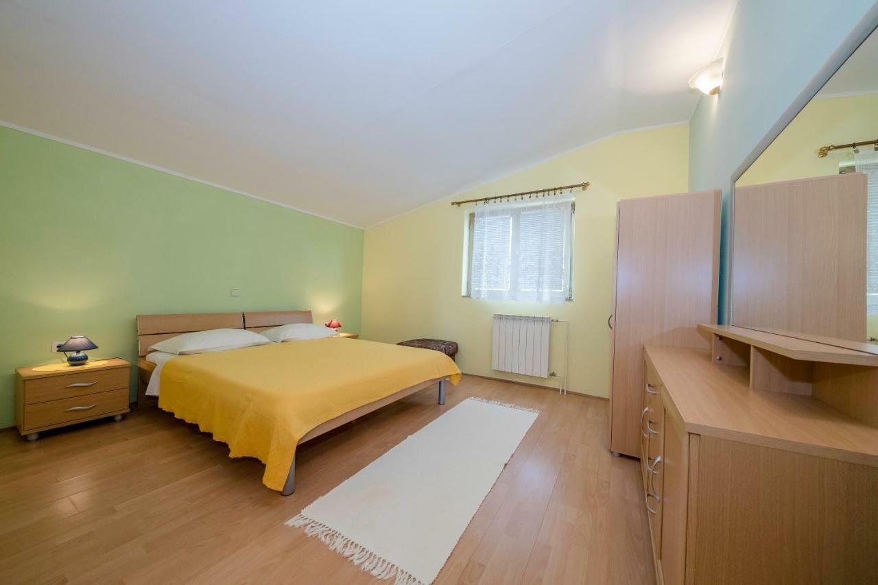 Lero Apartamento Banjol Exterior foto